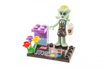 Фигурки Monster High с карточками оптом 